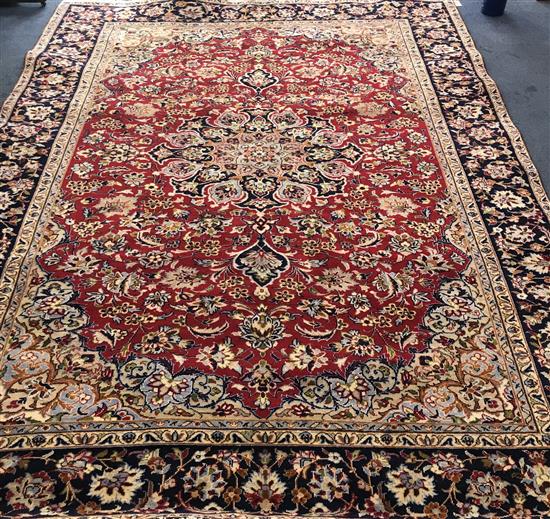 A Tabriz style carpet 310 x 235cm